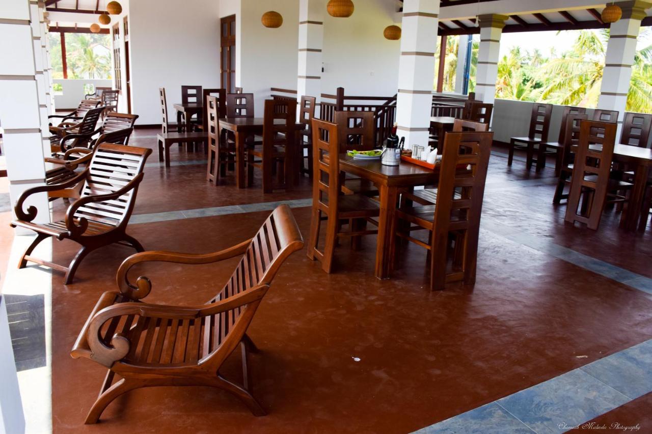 Tenasi Beach Resort Ahangama Zewnętrze zdjęcie