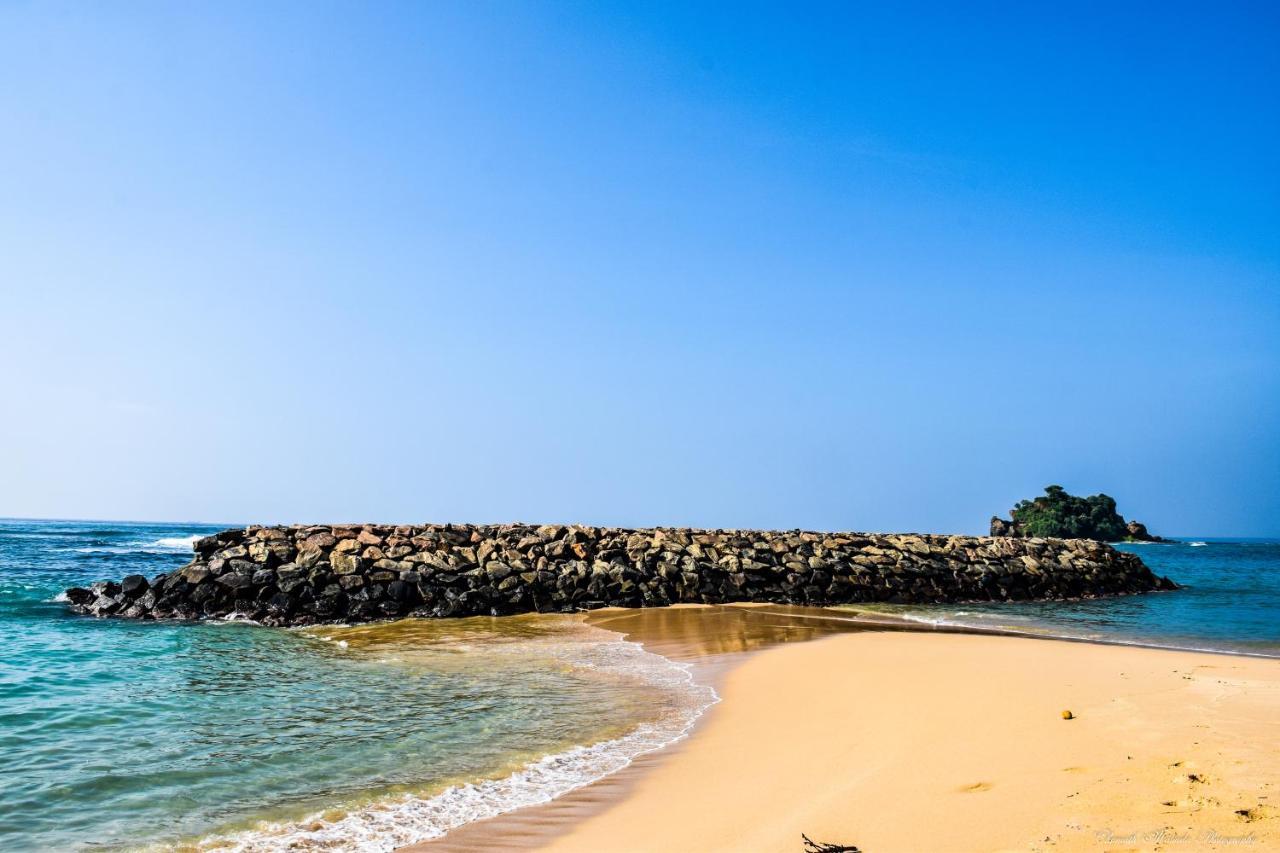 Tenasi Beach Resort Ahangama Zewnętrze zdjęcie