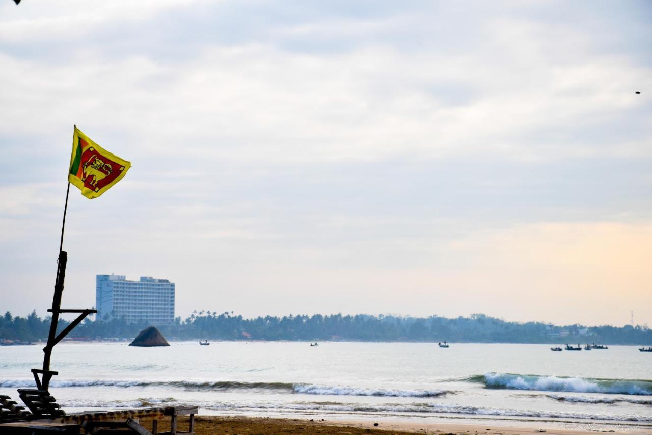 Tenasi Beach Resort Ahangama Zewnętrze zdjęcie